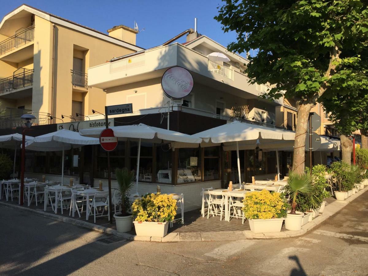 Appartamenti Orfeo Misano Adriatico Kültér fotó
